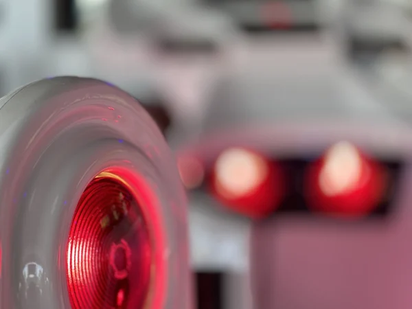 body-space-infrared-rlt-red-light-therapy-fitness-devices Close-up of infrared lamp on Body Space fitness device